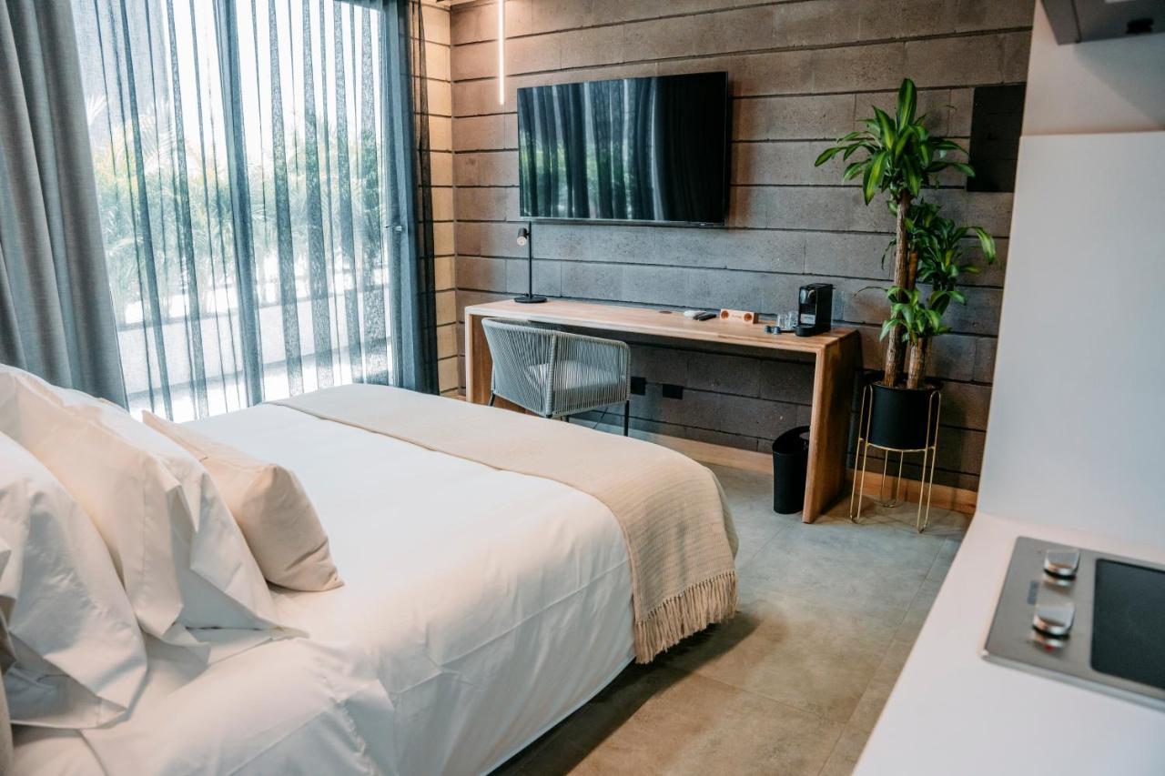 Hotel Living By Armoniko Medellín Exteriör bild